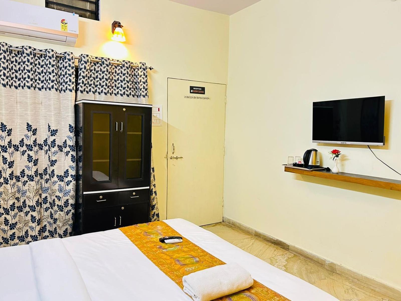 Shankar Vilaas -A Boutique Stay Forigners Choice Near Ghats And Temples Varanasi Exterior photo